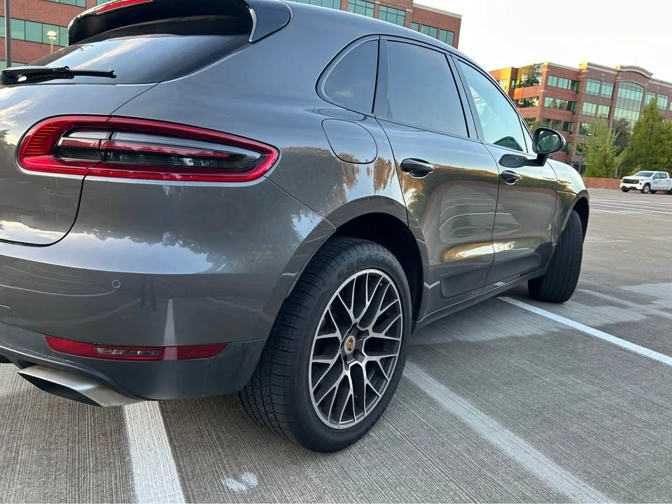 2018 Porsche Macan - Image 7 of 16