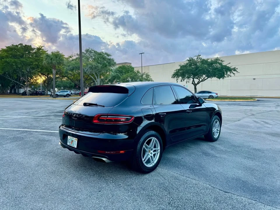 2018 Porsche Macan - Image 6 of 14
