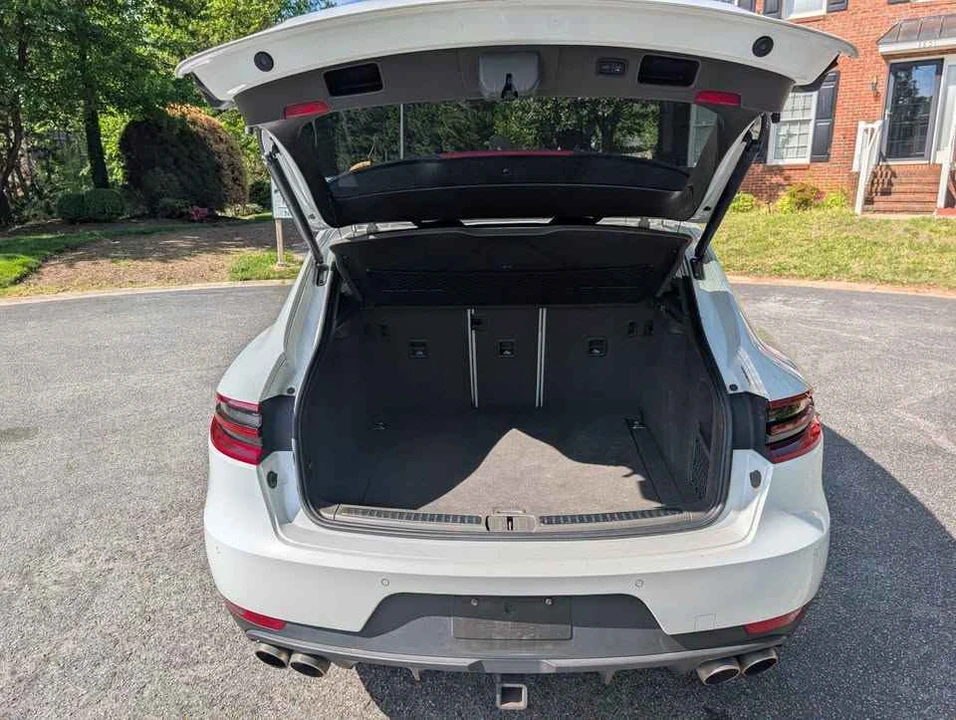 2018 Porsche Macan - Image 5 of 13