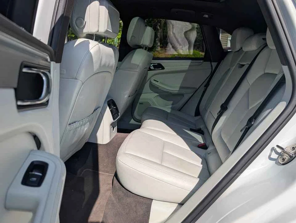 2018 Porsche Macan - Image 4 of 13