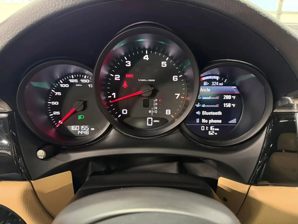 2018 Porsche Macan - Image 17 of 20