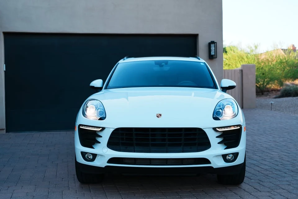2018 Porsche Macan - Image 4 of 11