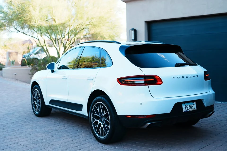2018 Porsche Macan - Image 3 of 11