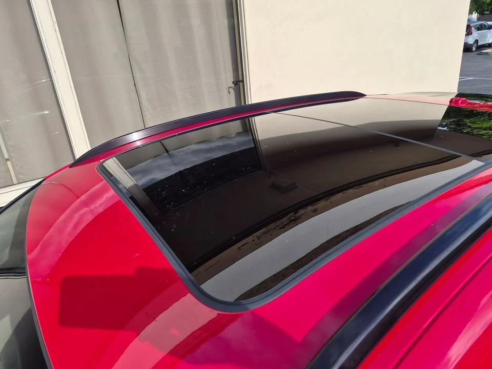 2018 Porsche Macan - Image 9 of 10