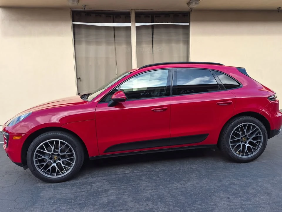 2018 Porsche Macan - Image 7 of 10