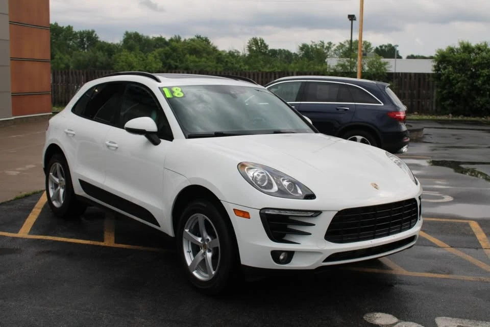2018 Porsche Macan - Image 7 of 20