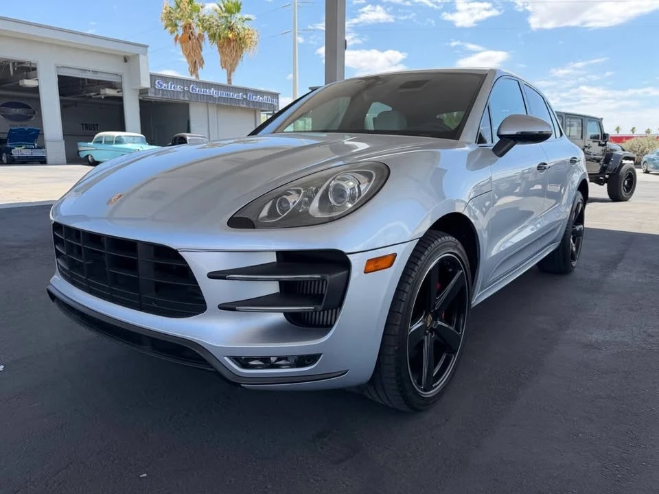 2018 Porsche Macan - Image 3 of 10