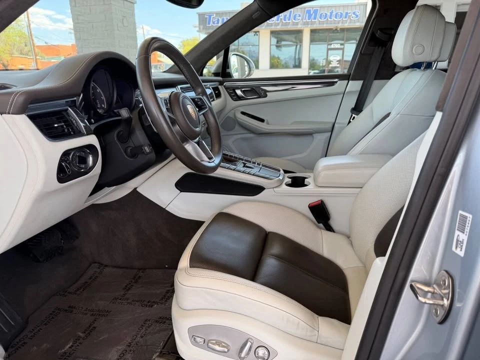 2018 Porsche Macan - Image 6 of 10