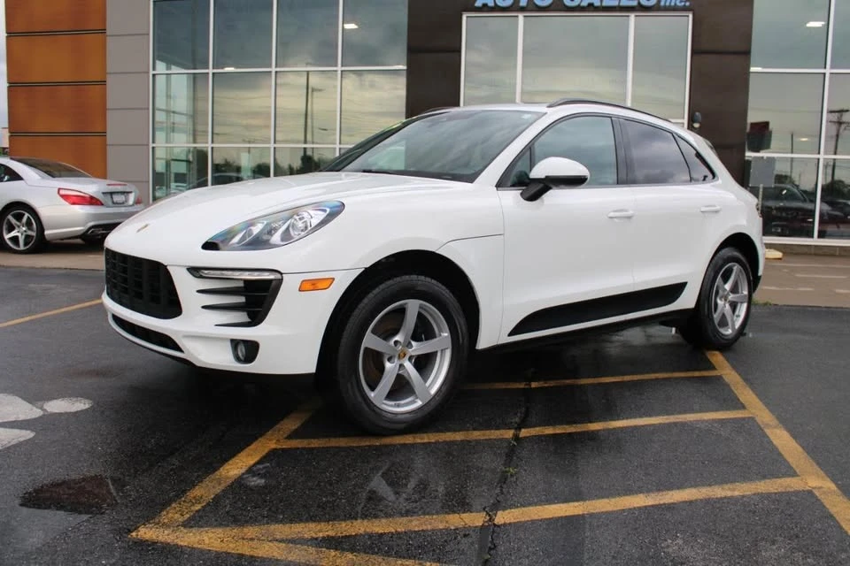 2018 Porsche Macan - Image 14 of 20