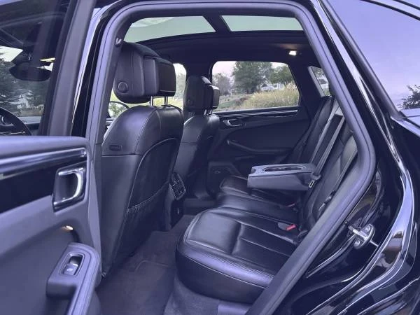2018 Porsche Macan - Image 7 of 13