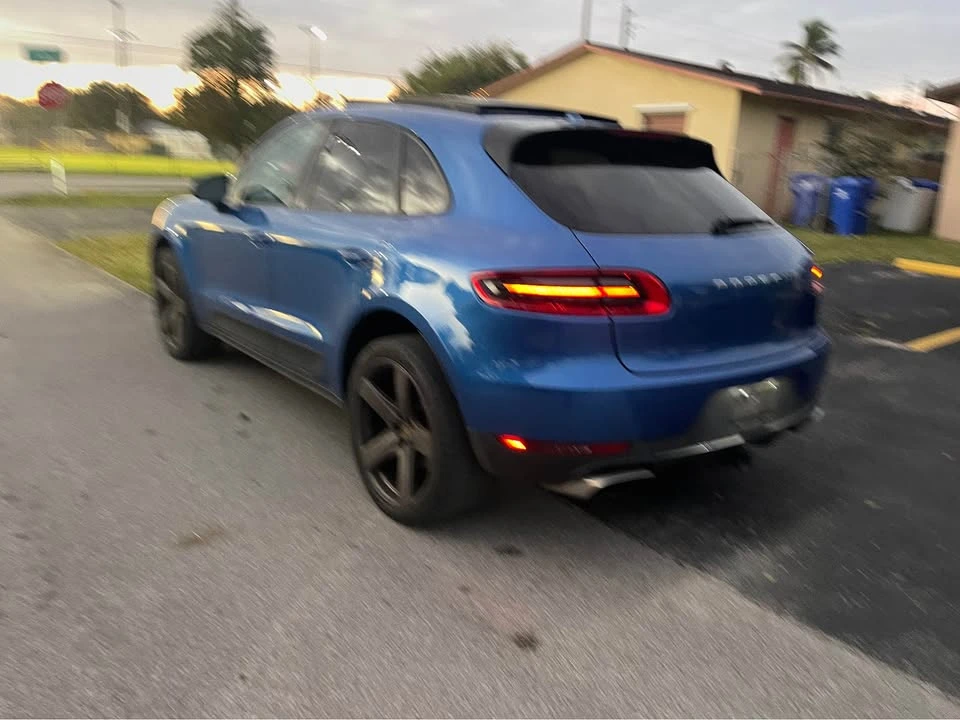 2018 Porsche Macan - Image 7 of 13