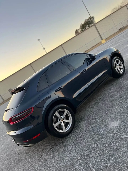 2018 Porsche Macan - Image 5 of 10