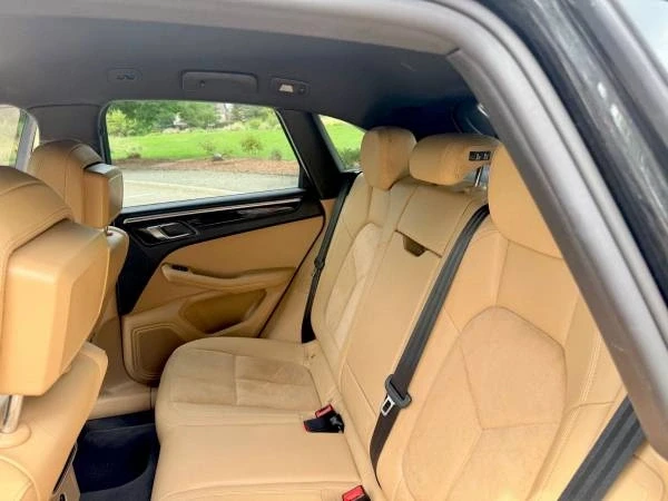 2018 Porsche Macan - Image 8 of 15