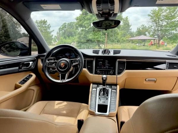 2018 Porsche Macan - Image 10 of 15