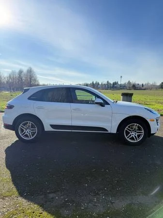 2018 Porsche Macan - Image 6 of 14
