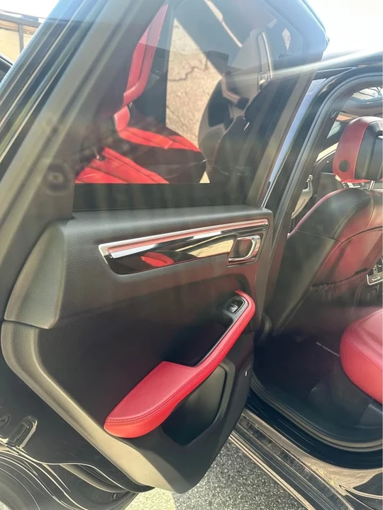 2018 Porsche Macan - Image 6 of 8