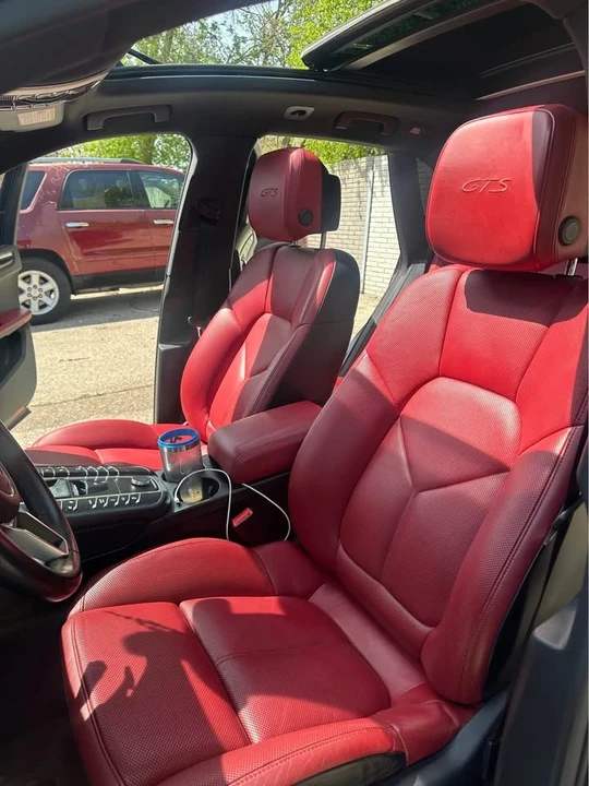 2018 Porsche Macan - Image 2 of 8
