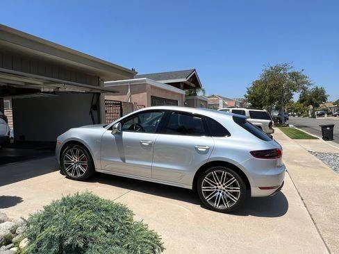 2018 Porsche Macan Turbo - Image 2 of 8