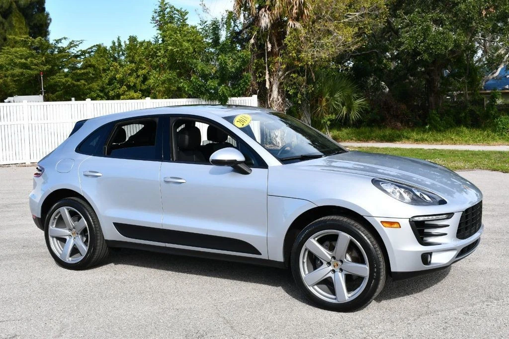 2018 Porsche Macan - Image 8 of 21
