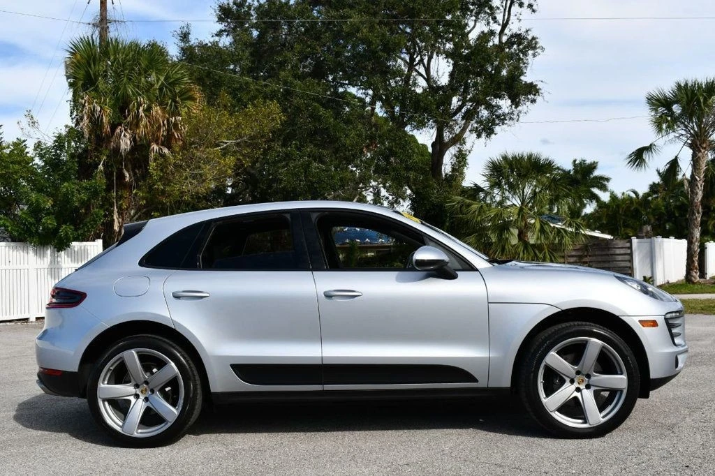 2018 Porsche Macan - Image 7 of 21