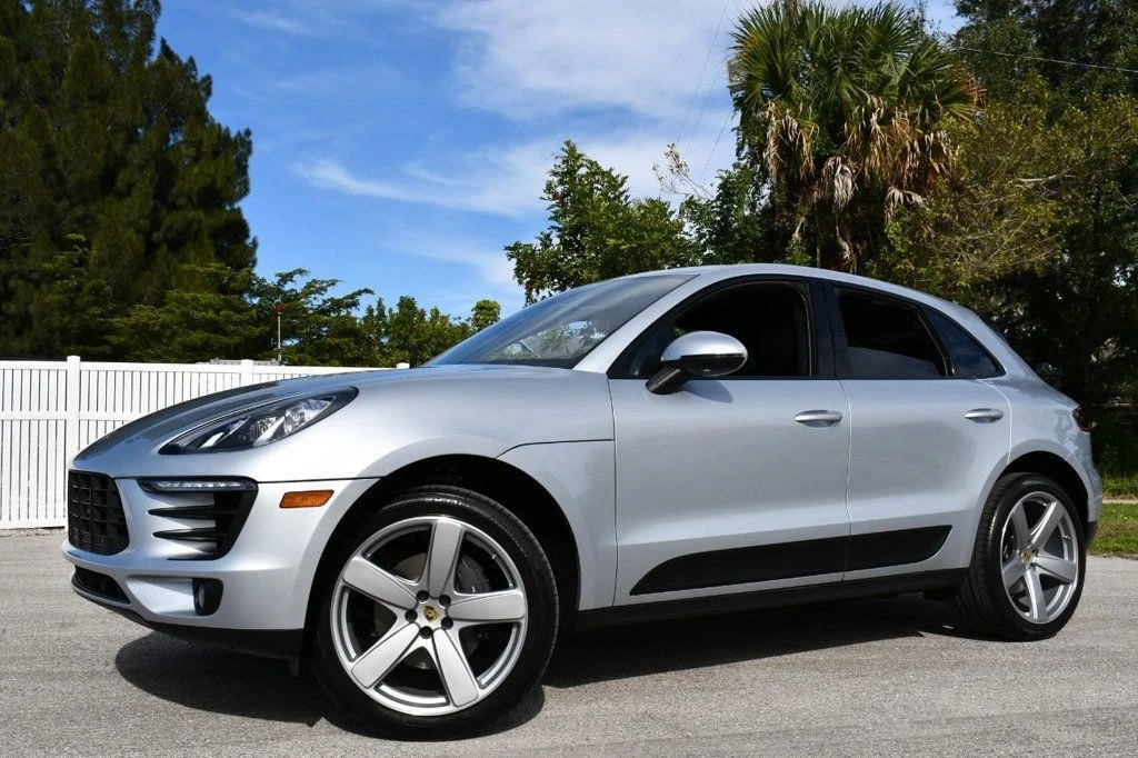 2018 Porsche Macan - Image 2 of 21