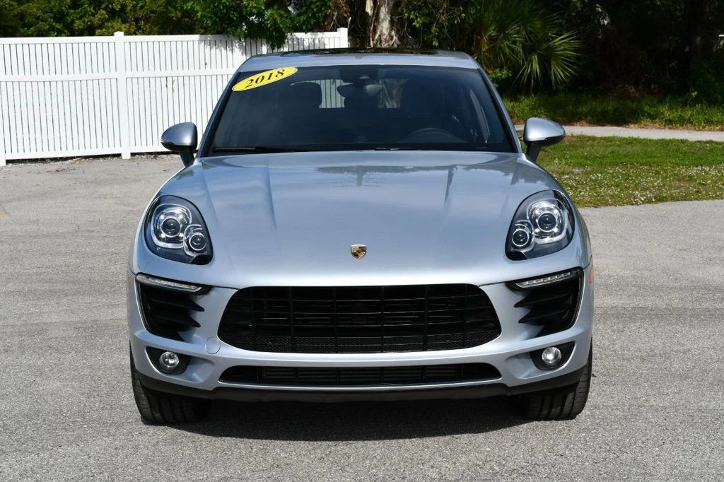 2018 Porsche Macan - Image 9 of 21