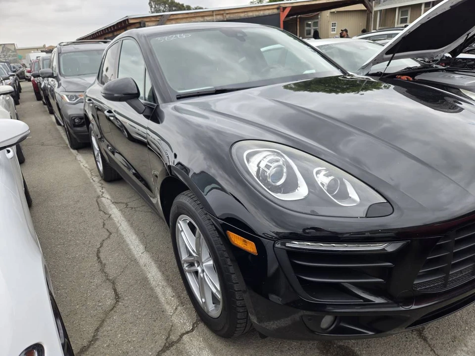 2018 Porsche Macan - Image 5 of 15