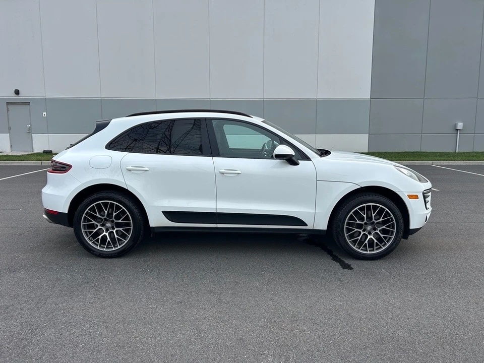 2018 Porsche Macan Turbo - Image 3 of 12