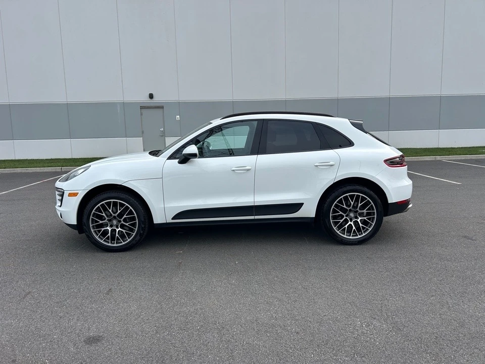 2018 Porsche Macan Turbo - Image 8 of 12