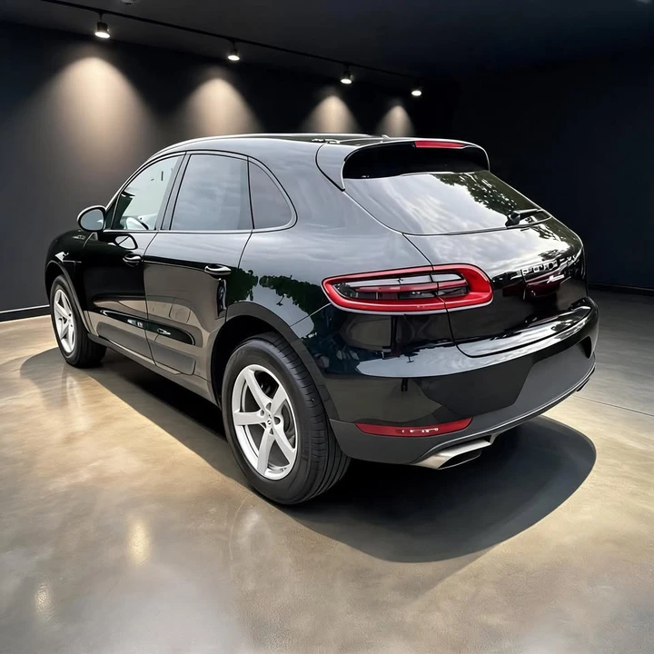 2018 Porsche Macan - Image 4 of 20