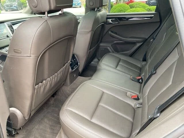 2018 Porsche Macan - Image 6 of 20