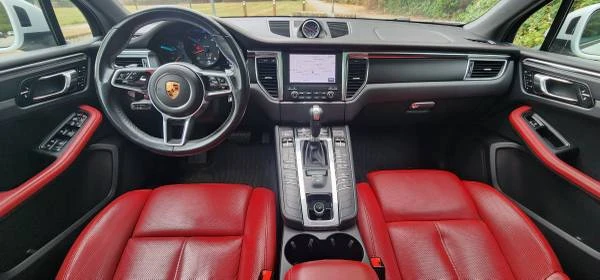 2018 Porsche Macan - Image 7 of 21