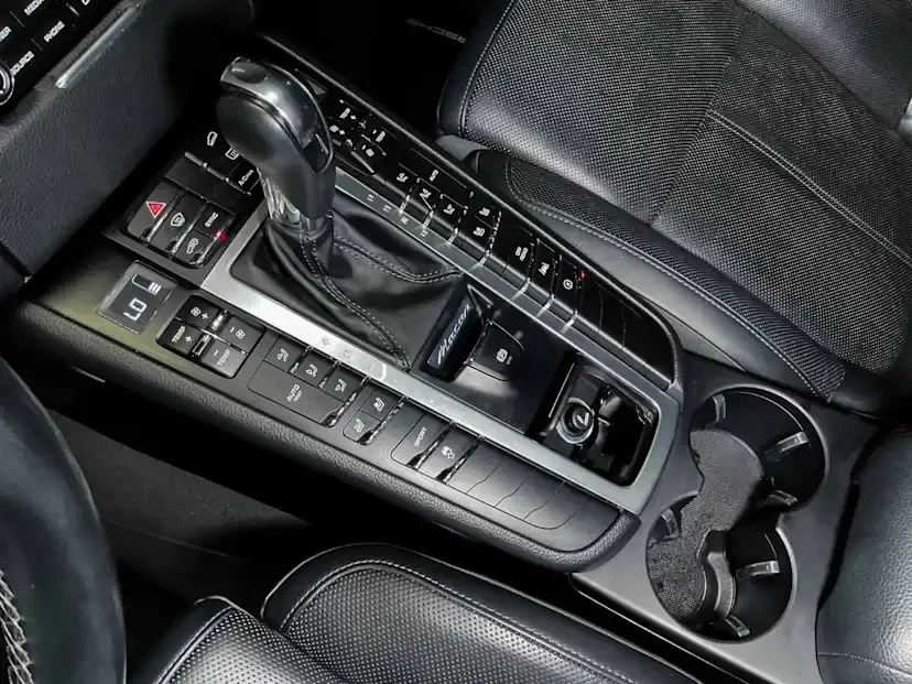 2018 Porsche Macan - Image 6 of 12