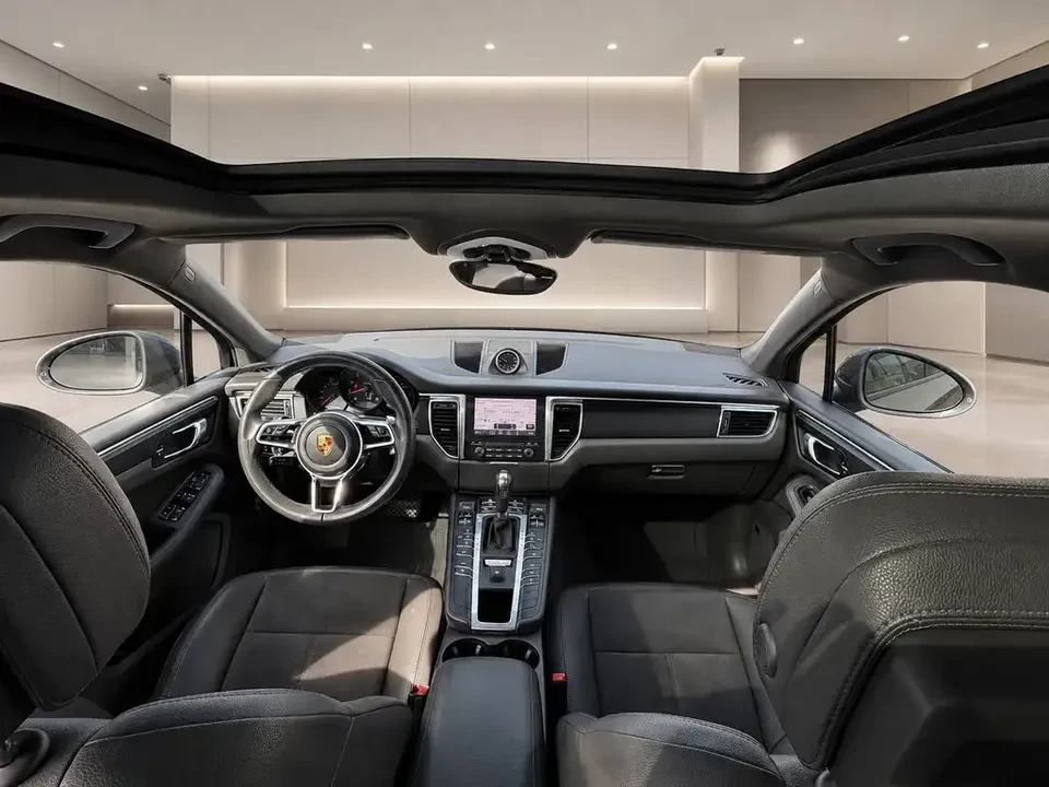 2018 Porsche Macan - Image 4 of 14