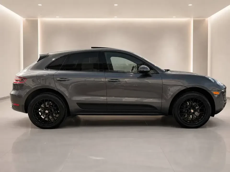 2018 Porsche Macan - Image 7 of 14