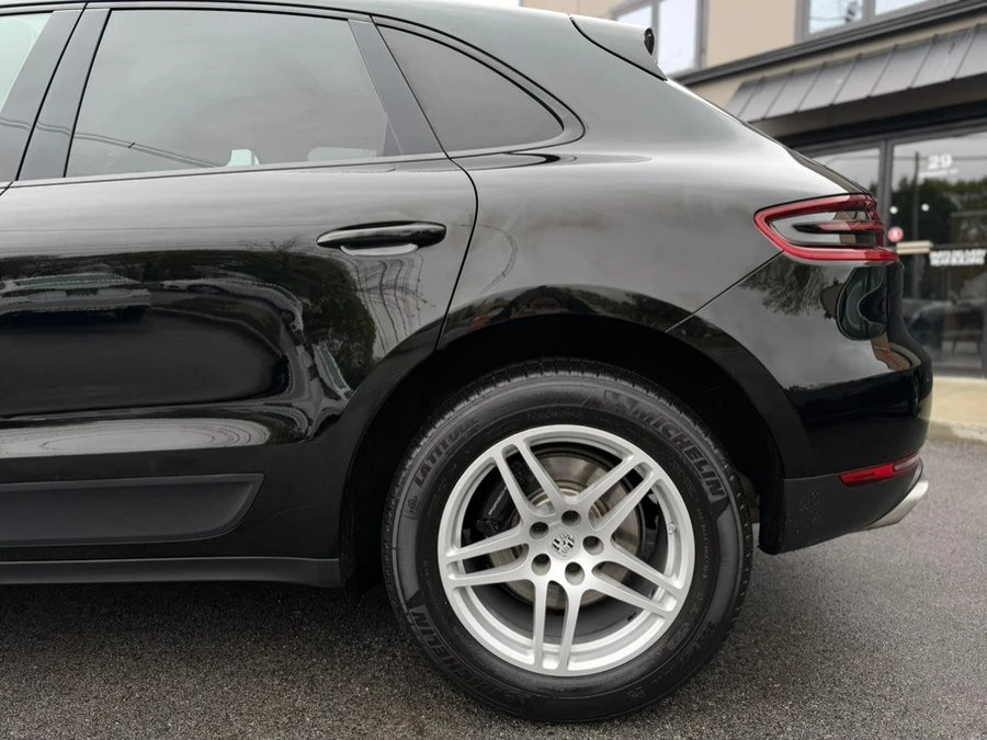 2018 Porsche Macan - Image 10 of 20