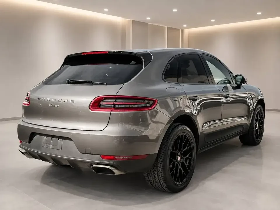 2018 Porsche Macan - Image 6 of 14