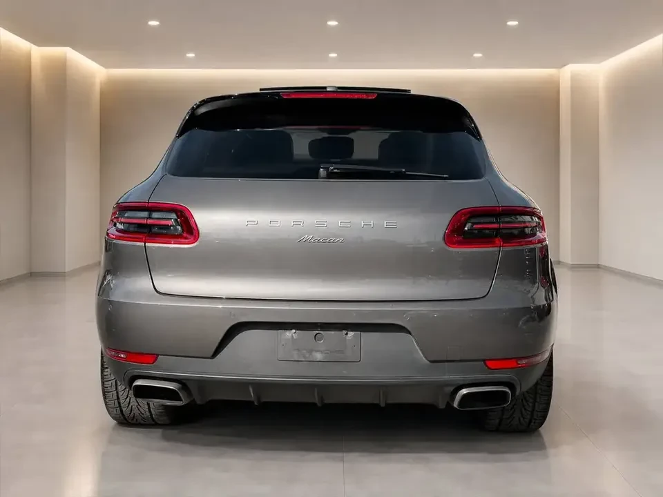 2018 Porsche Macan - Image 13 of 14