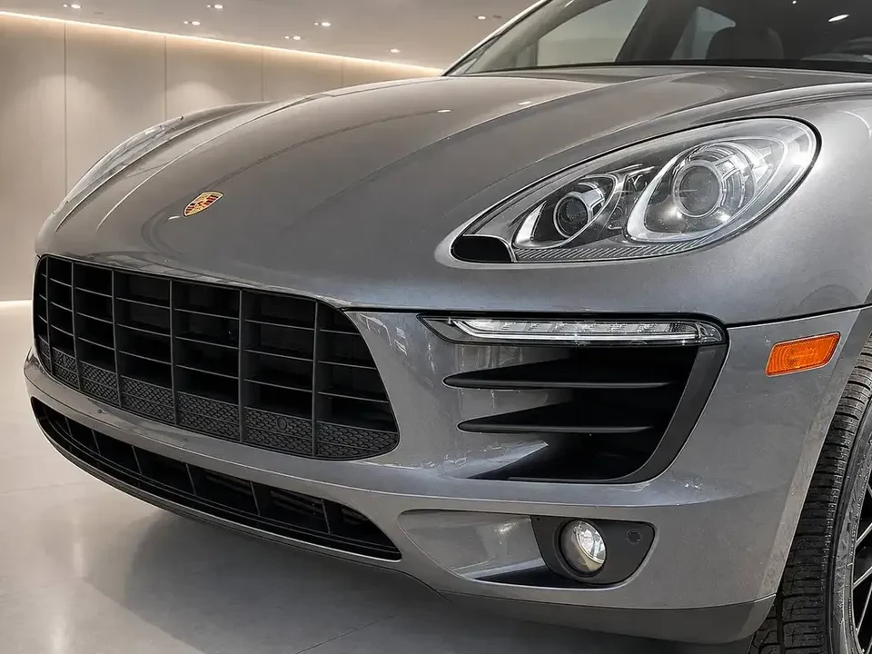 2018 Porsche Macan - Image 14 of 14