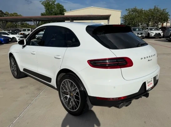 2018 Porsche Macan - Image 6 of 12