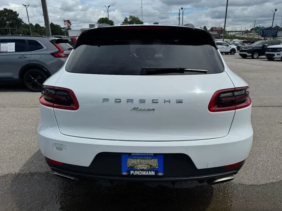 2018 Porsche Macan - Image 2 of 10