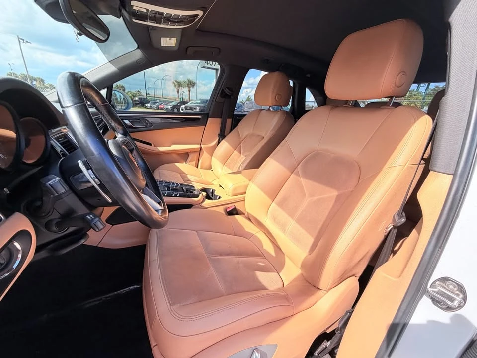 2018 Porsche Macan - Image 12 of 20