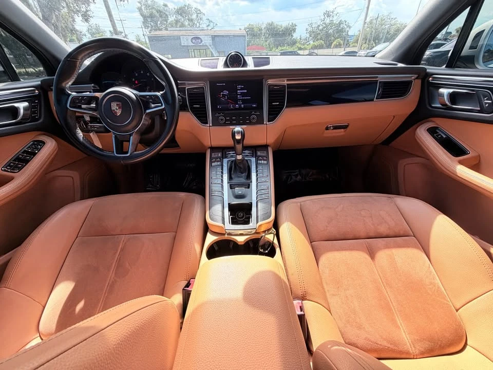 2018 Porsche Macan - Image 11 of 20