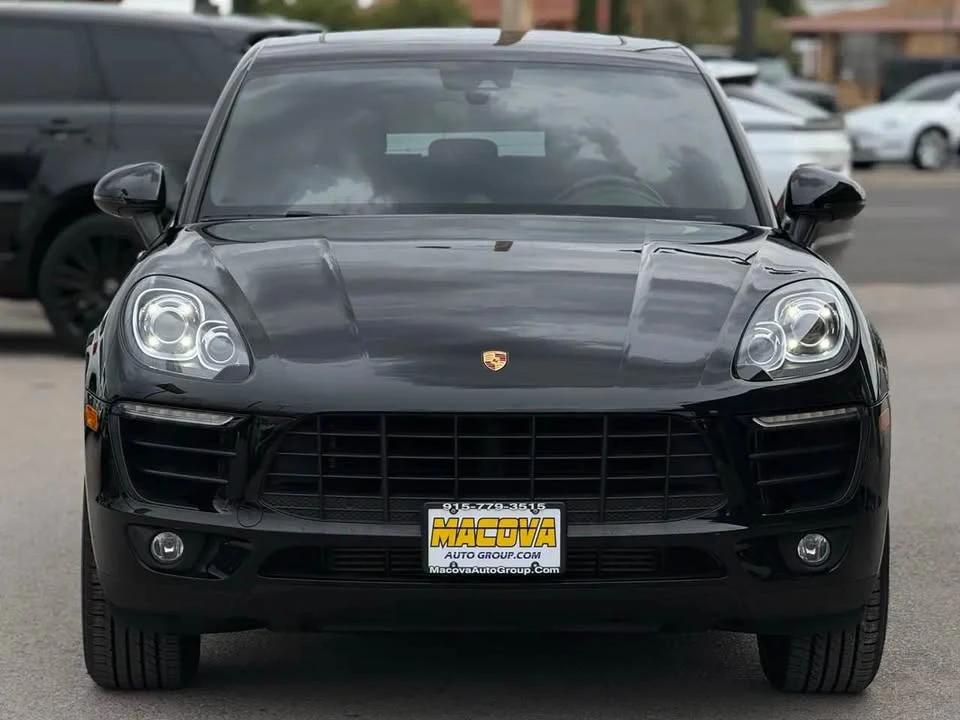 2018 Porsche Macan - Image 2 of 18