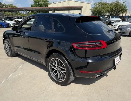 2018 Porsche Macan - Image 6 of 12