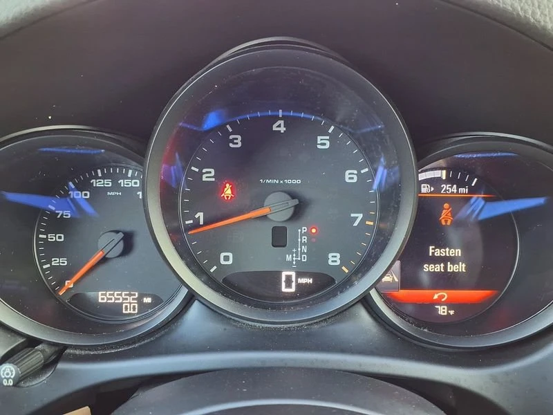 2018 Porsche Macan - Image 19 of 20