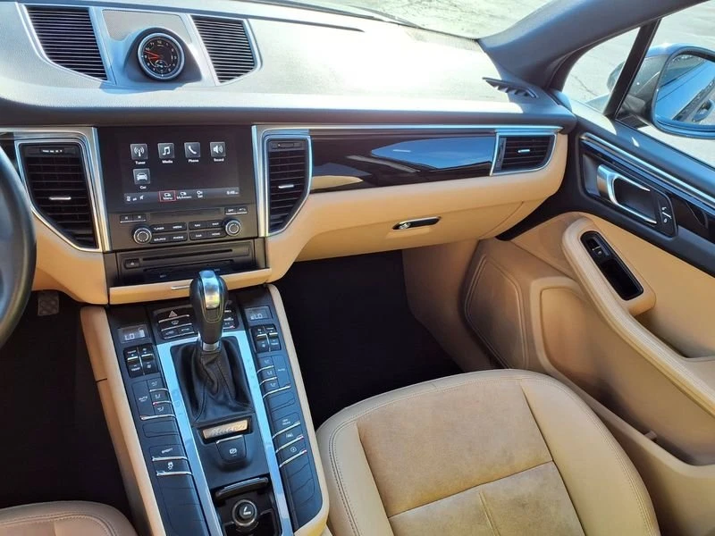 2018 Porsche Macan - Image 6 of 20