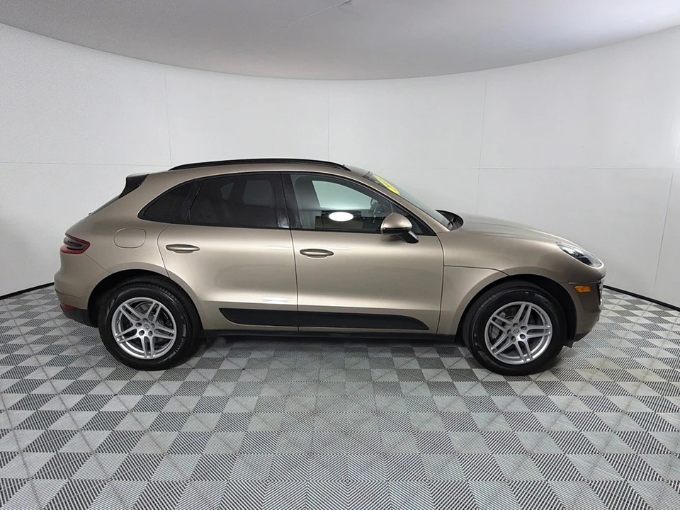 2018 Porsche Macan - Image 4 of 28