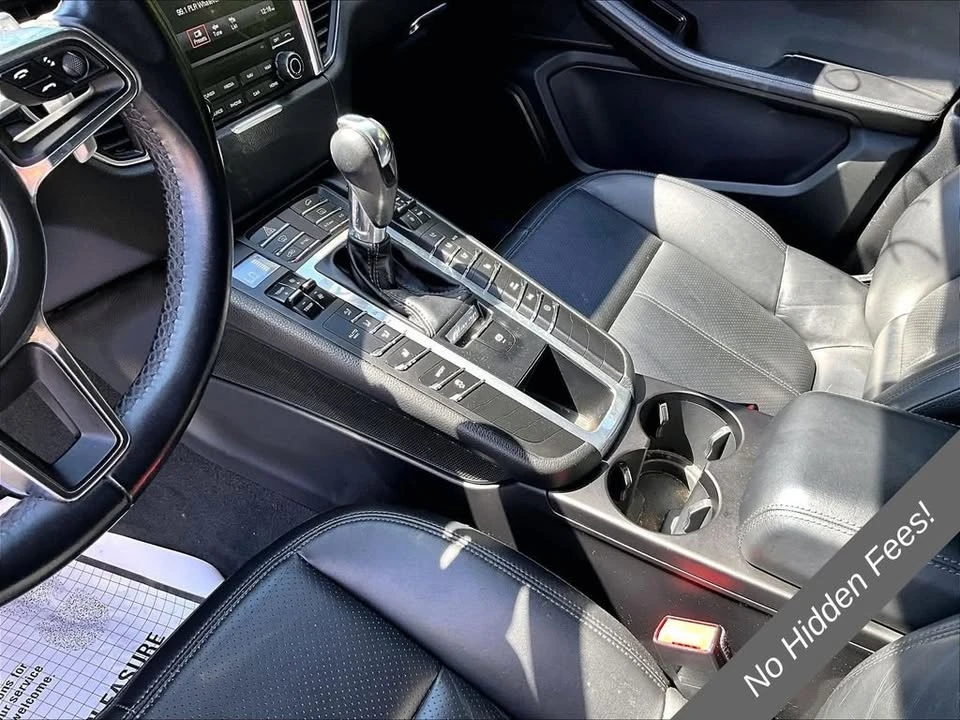 2018 Porsche Macan - Image 12 of 20