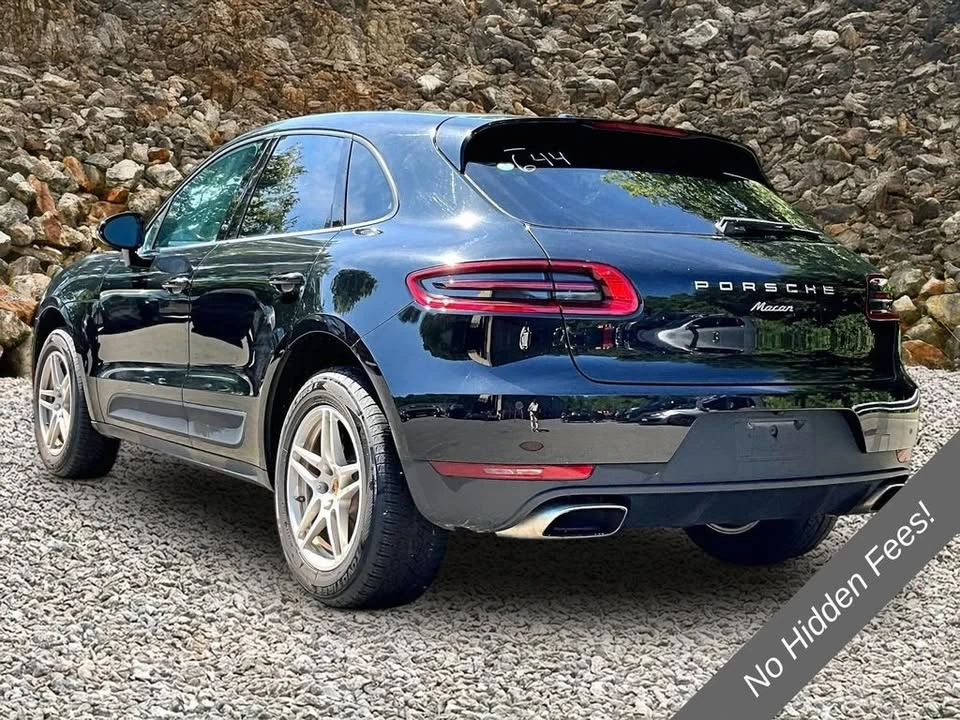2018 Porsche Macan - Image 10 of 20